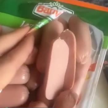 Banvit Sosis Rengi Değişik