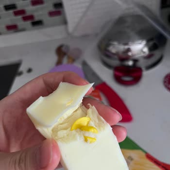 Calmio Kaşar Peynirinde Büyük Plastik Parça Ve Cevapsız İade Talebi
