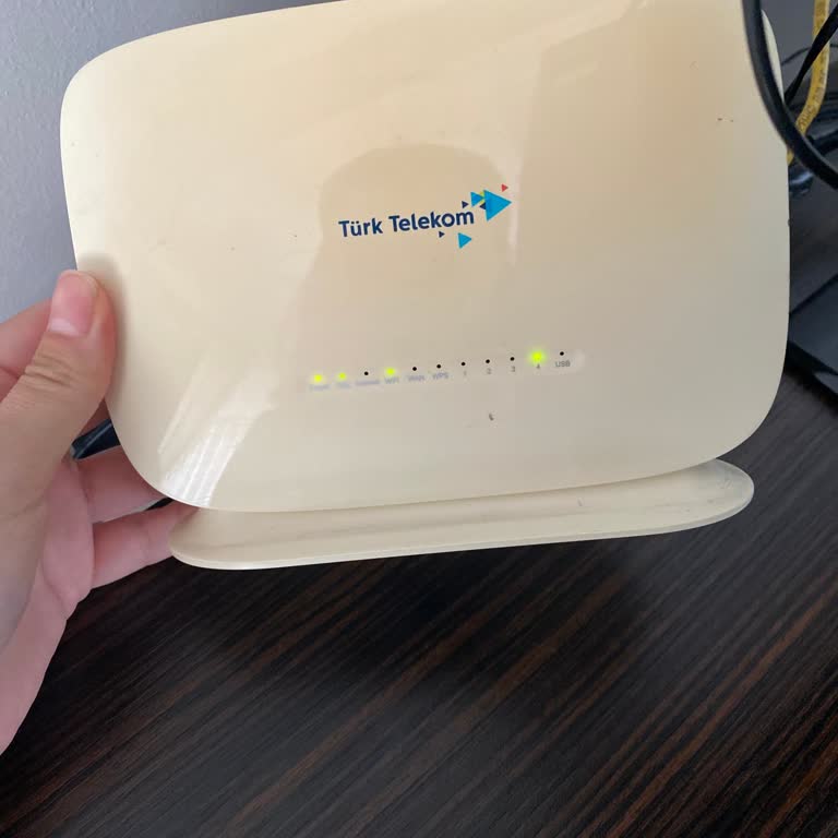Bir Aylık İnternet Kesintisi Ve Tivibu Kullanılamazlığı İçin Ücret İadesi Talebi