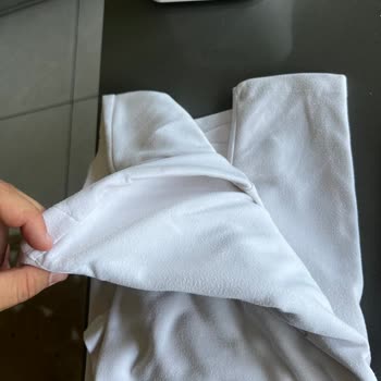 Boyner’de Beyaz Tişörtlerde Üretim Hatası Reddi Ve Değişim Talebi