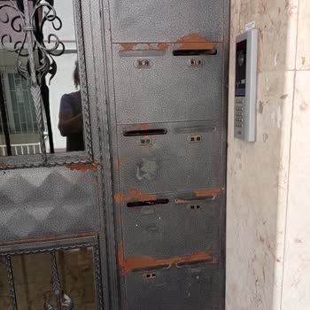 PTT Kargo Yanıltıcı SMS Bilgilendirmesi Ve Teslim Edilmemiş Kargo