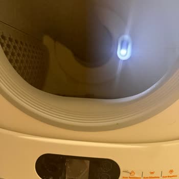 Koku Ve Sızdırma Sorunu Yaşadığım Xenon Smart Kedi Tuvaleti Müşteri Desteği Yanıt Vermiyor
