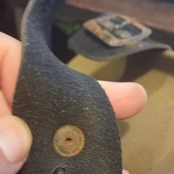 Slazenger Erkek Terliğinde Paslanan Metal Aksamlar: Kalite Şikayeti Ve İade Talebi