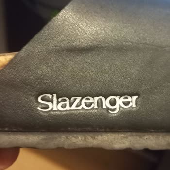 Slazenger Erkek Terliğinde Paslanan Metal Aksamlar: Kalite Şikayeti Ve İade Talebi