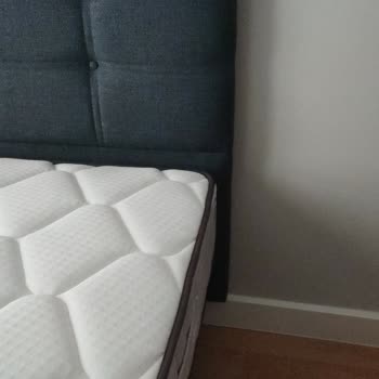 Kelebek Mağazasından Alınan Baza Ve Başlıkta Ayıplı Ürün Şikayeti