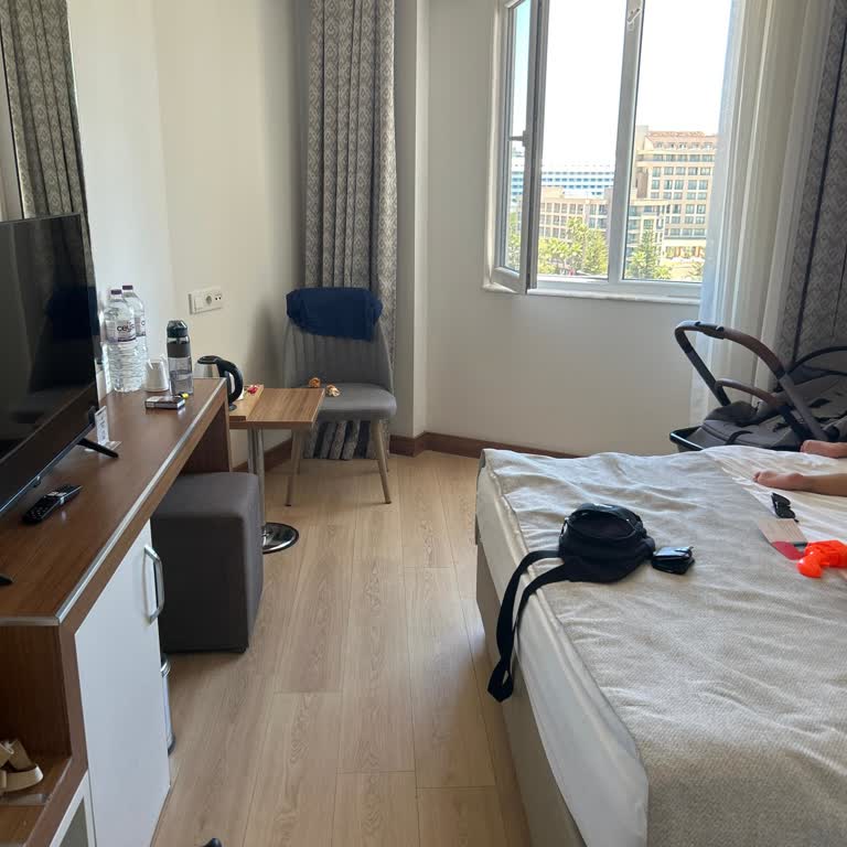 Küçük Oda Ve Çocuk İçin Sigara İçme İzni Otel Memnuniyetsizliğine Yol Açtı