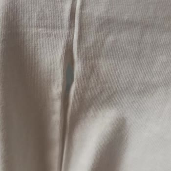 Eksik Etiketli Ve Defolu T-Shirt İçin Değişim Talebi