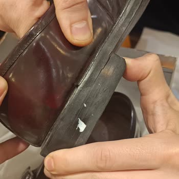 Ayakkabıda Erken Dönemde Taban Çatlaması, Değişim Ve İade Talebi
