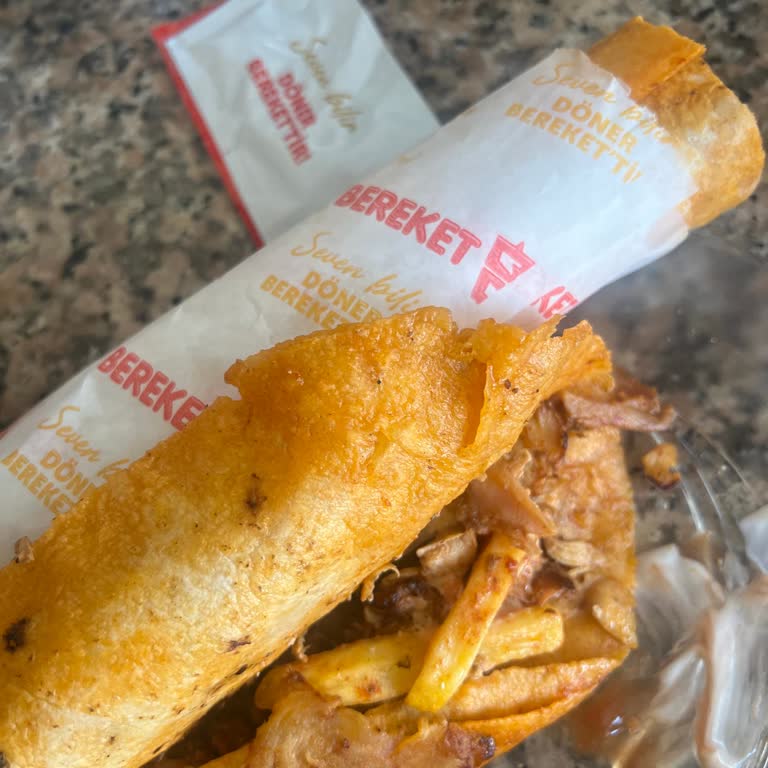 Bereket Döner Şubesinden Eksik Ve Kötü Koku Gelen Tavuk Dürüm, Telefonla Kapatılan İletişim Ve İade