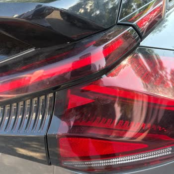 Elektrikli Bagaj Kapısı Sürekli Açık Kalıyor Ve Servis Destek Vermiyor