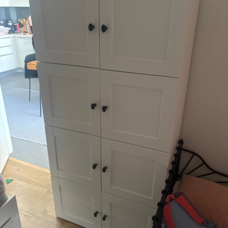 IKEA Bayrampaşa’da Montaj Ekibi Dolabı Asmadı