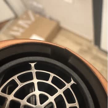 Dyson Airwrap Servisinde Kırılan Parça Nedeniyle Ücretsiz Değişim Talebi