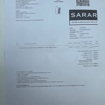 İlk Kullanımda Tiftiklenen Triko Tişört İç Etiket Kesildiği İçin Değişim Reddedildi