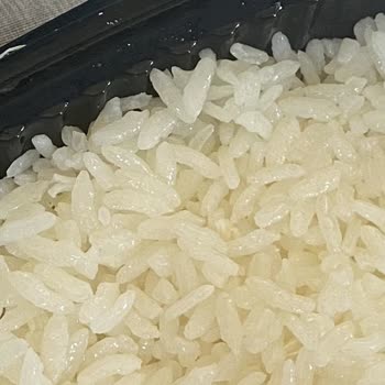Kıl Çıkan Pilav Ve Eksik Tavuk İçin Tam İade Talebi