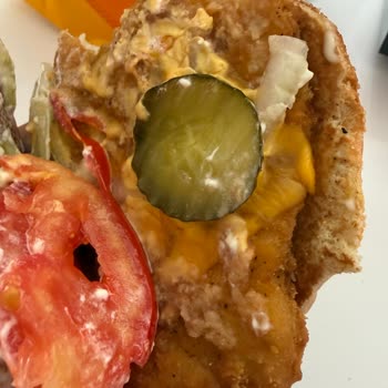 Ücretli Extra Peynir Eksik Ve Tavuk Royal Durumu Kötü