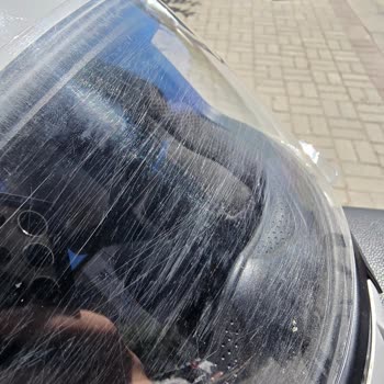 Kask Vizör Çizikleri ve Garanti Talebi