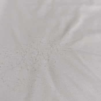 Garaj Mağazasında Satılan ‘2. Kalite’ Tişörtte Ayıplı Ürün, Değişim Ve İade Reddi