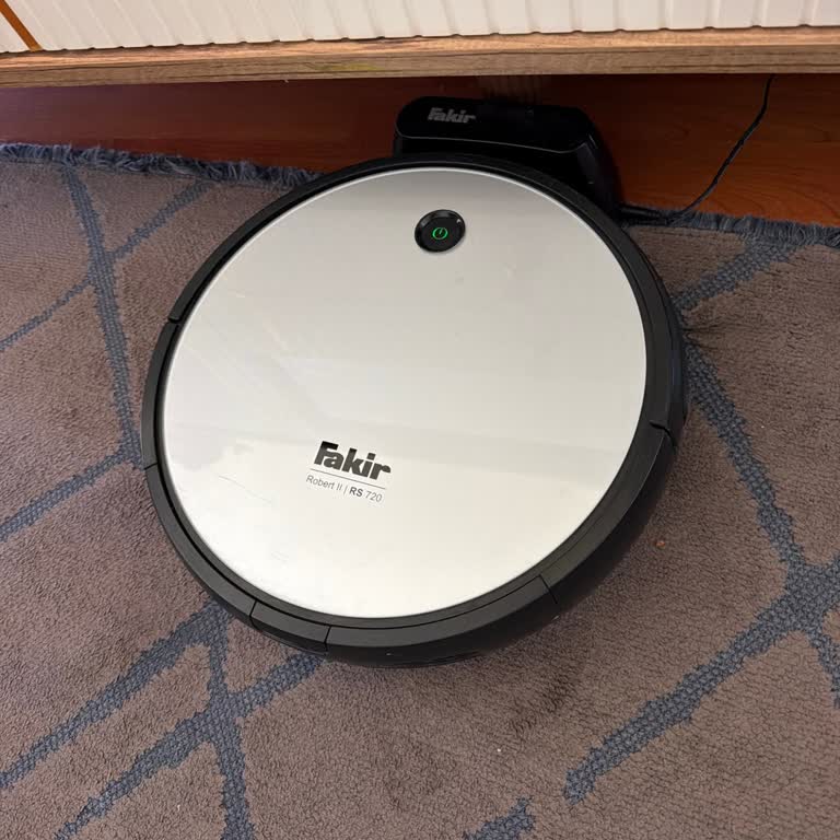 RS720 Robot Süpürge Kapanma Ve Şarj Sorunu İçin Uygun Fiyatlı Onarım Talebi