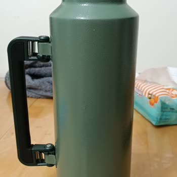 Stanley Termosu Arızalı Ve Orijinal Şüpheli, Satıcı Ve Platformdan Yanıt Yok