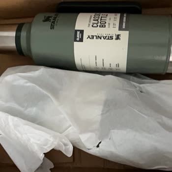 Amazon'dan Gelen Stanley Termoslar Hasarlı Ve Özensiz Paketlendi