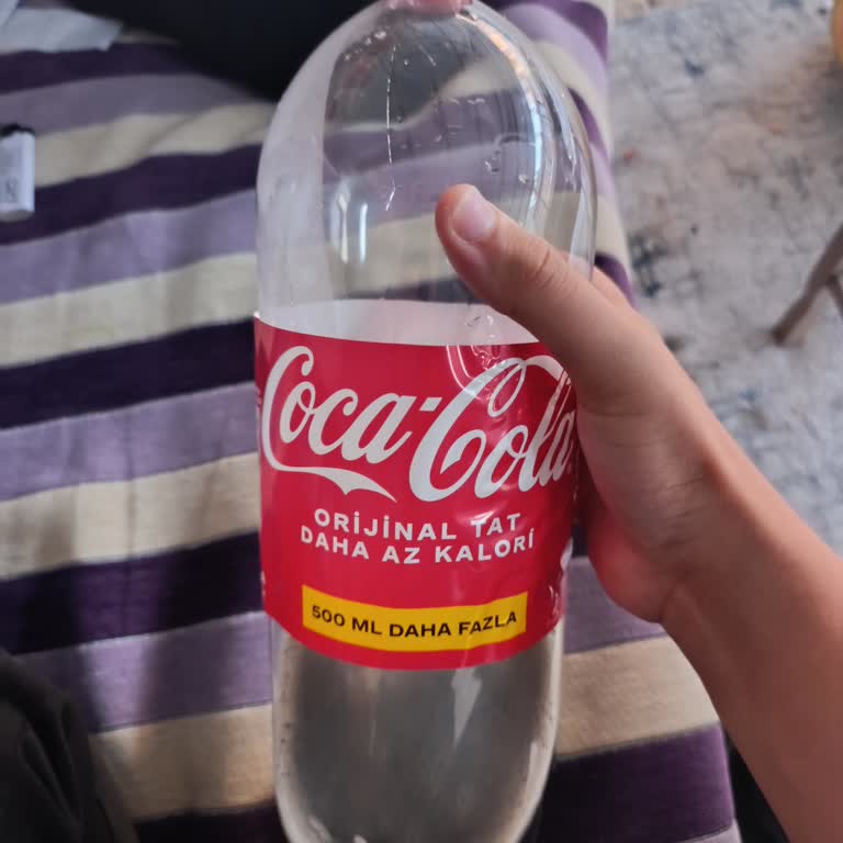 Şok Market’ten Alınan Coca-Cola Şişelerinde Tat Ve Gaz Bozukluğu