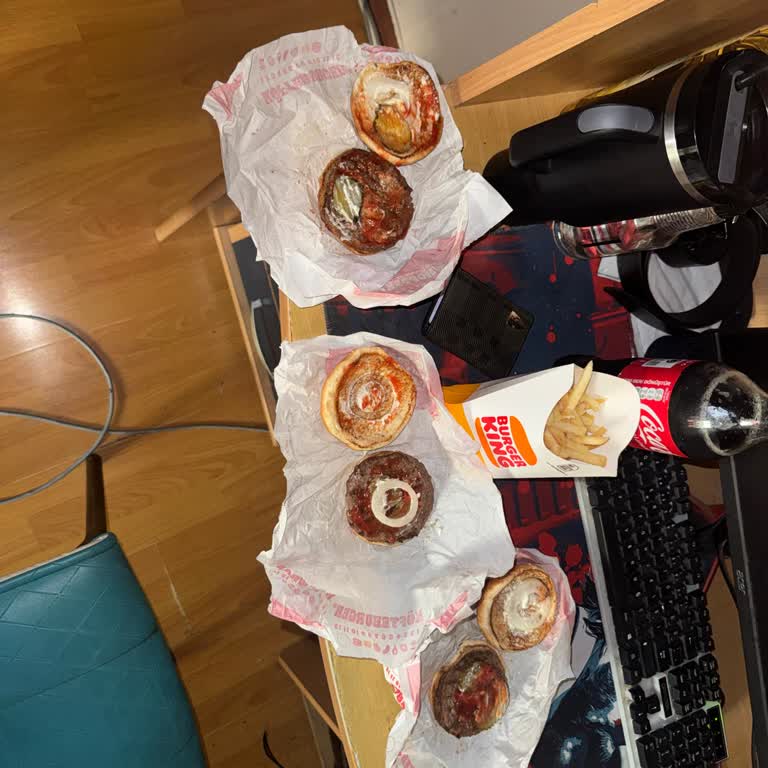 Alerji Uyarısına Rağmen Ketçaplı Burger Gönderildi Ve İade Reddedildi