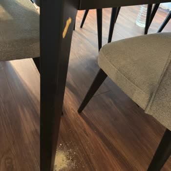 Legato Masası Ayağındaki Tahta Kurdu Ve Garanti Dışı Değişim Talebi