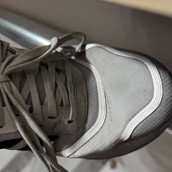 Üç Aylık Kullanımda Yırtılan Adidas Ayakkabısının Garanti Reddi Ve Değişim Talebi