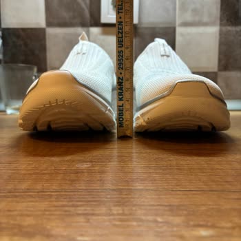 Skechers Ayakkabısında Sağ Sol Tekler Arasındaki Yapısal Fark Güvenliği Tehdit Ediyor