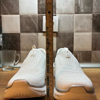 Skechers Ayakkabısında Sağ Sol Tekler Arasındaki Yapısal Fark Güvenliği Tehdit Ediyor