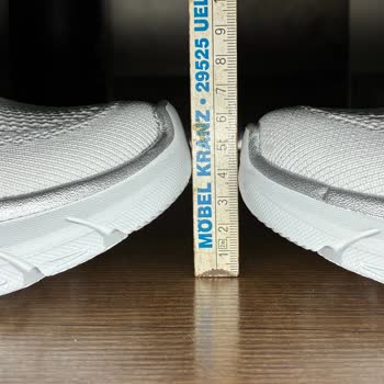 Skechers Ayakkabısında Sağ Sol Tekler Arasındaki Yapısal Fark Güvenliği Tehdit Ediyor
