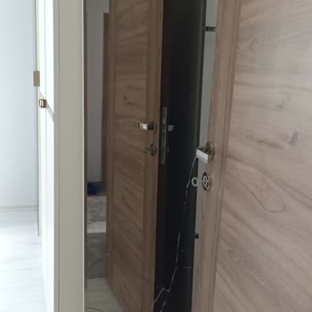 Dolap Çatlağı Ve 4 Aylık Değişim Sözünün İhlali