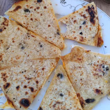 Barbaros Çay Bahçesi Küflü Pizza