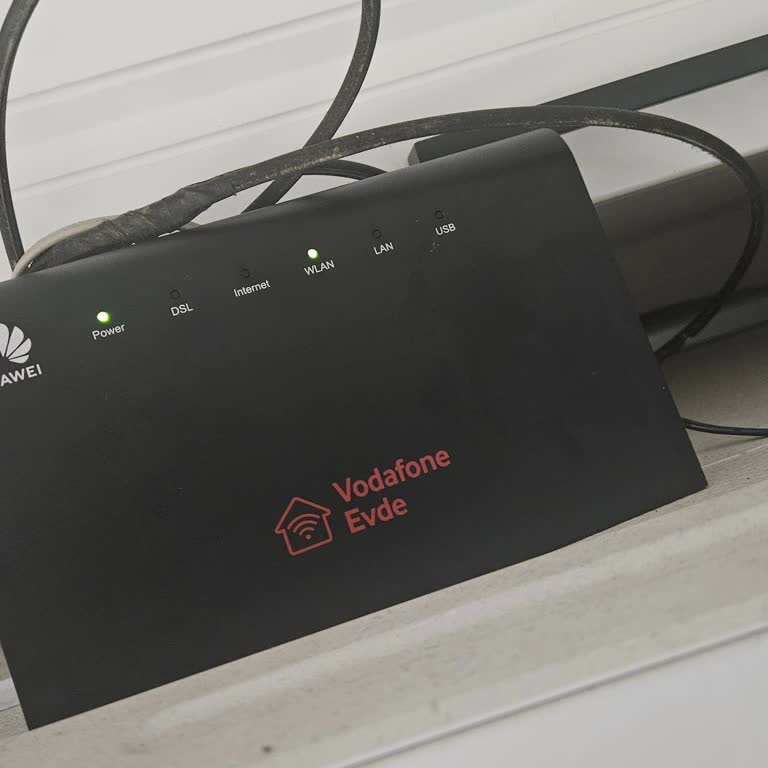 Zorunlu Satılan 2. El Modem Ve Kurulum İhmali Nedeniyle İnternet Yok