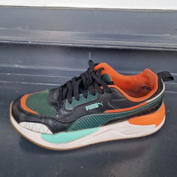 Puma Ayakkabısında Kısa Sürede Çatlama Ve Astar Yırtılması