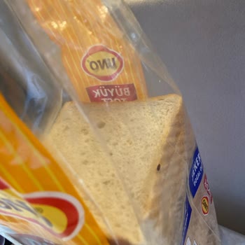 UNO Tost Ekmeğinde Böcek Bulunması Ve Müşteri Hizmetlerinden Cevapsızlık