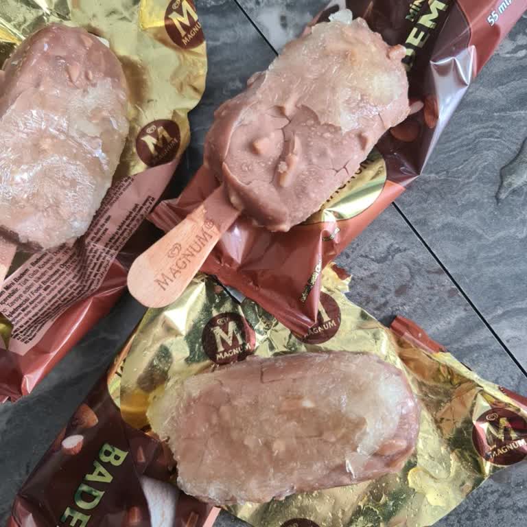Migros Hemen'den Aldığım Magnum Mini Badem Dondurmasının Bozuk Durumu Ve Sağlık Endişesi