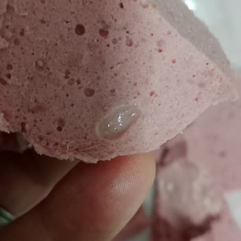 Şok Market'te Bozulmuş Salam Gıda Güvenliğini Ve Sağlığı Tehdit Ediyor