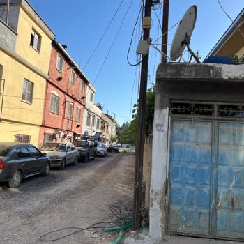 Dulkadiroğlu Mahallesinde Kırılan İnternet Direği Nedeniyle Uzun Kesinti Ve Öğrenci Mağduriyeti