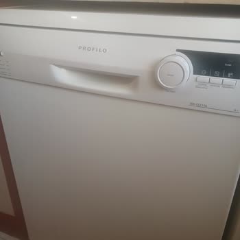 Profilo Bulaşık Makinesi Kirli Düşüyor Ve Deterjanı Eritmiyor