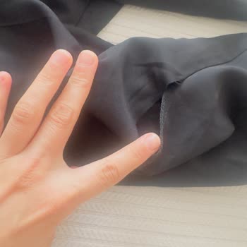 Yırtık Ve Kırık Pantolonlar İçin Uzun Süreli İade Beklemesi