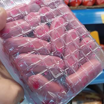 Tombik Sosislerde Hijyen Şüphesi, Renk Anormalliği Ve Satıştan Çekilmesi Talebi