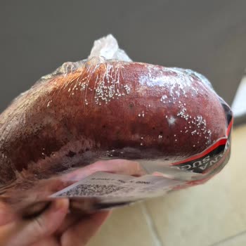 Anpa Gross Market Şubesinde Danet Sucukta Beyaz Küf Görüldü: Sağlık Endişesi Ve İade Talebi