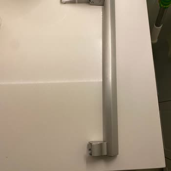 Samsung Buzdolabı Kapı Kolu Tekrar Kırıldı, Garanti Kapsamında Ücretsiz Değişim Talebi