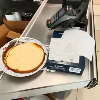 A101 Şubesinde Bozulmuş Pasta Tabanı İadesi Reddi Ve Sağlık Riski