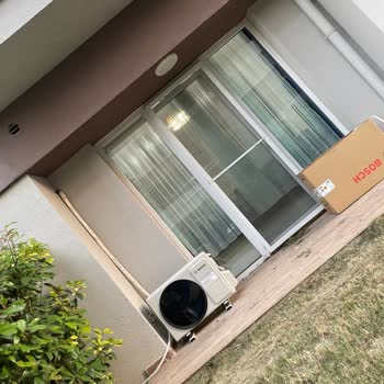 80 Yaşındaki Babam İçin Dış Ünitenin Duvara Monte Edilmemesi Ve Saygısız Servis Tutumu