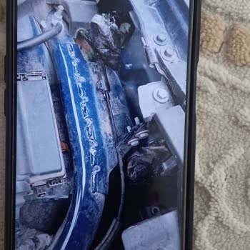 Ford Kuga Kaput İzolatörünün Yırtılması Ve Garanti Kapsamı Dışında Tutulması