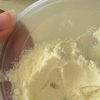 Bebek Mamasında Yabancı Cisim Bulunması Ve Güvenlik Endişesi