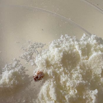 Bebek Mamasında Yabancı Cisim Bulunması Ve Güvenlik Endişesi