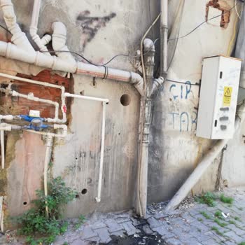 Kasis Café'den Atık Dökülmesi Ve Gece Gürültüsüne Şikayet